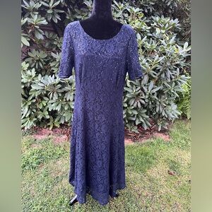 SLNY Navy Long Sleeve Lace Dress